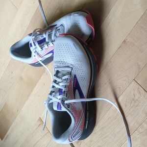 Brooks Ghost 14